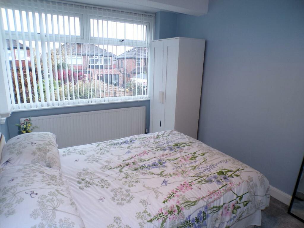 ShirleyAve1bed2.JPG