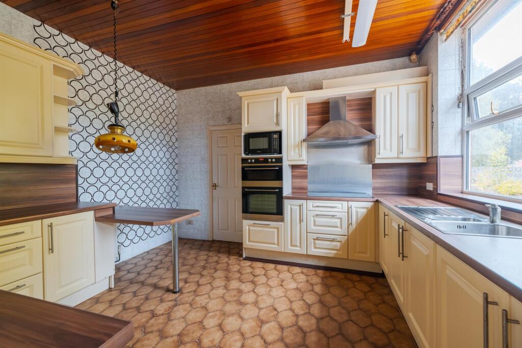 71 Raby Drive-16.jpg