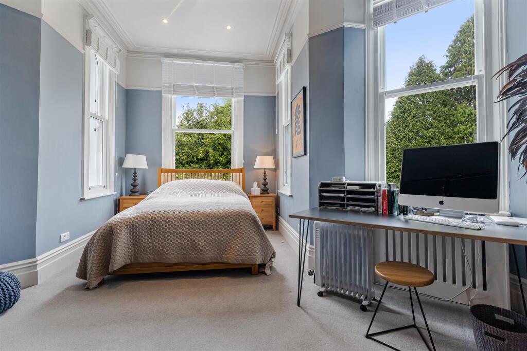 A41 - Chelston, Seaham Hall, Solsbro Road - 230405