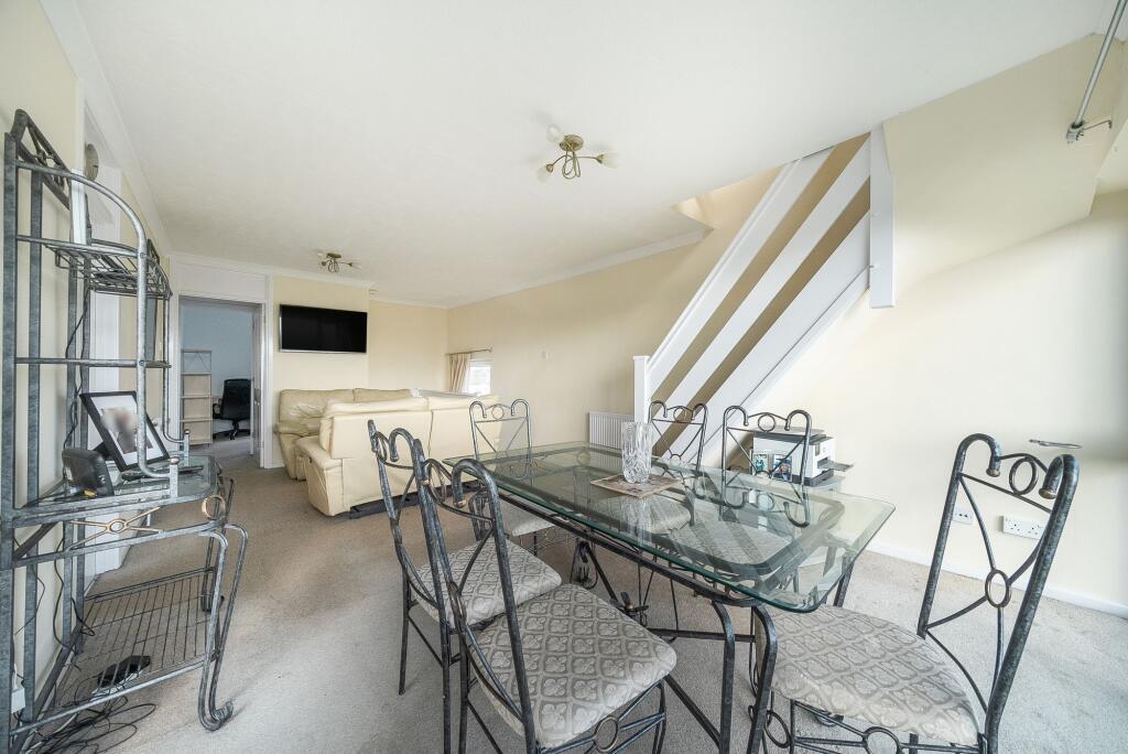 Living Room/ Dining Room
