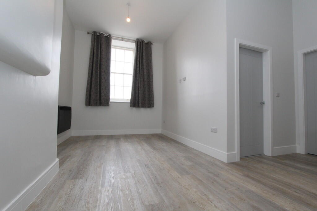 2025-05-08 13.20....