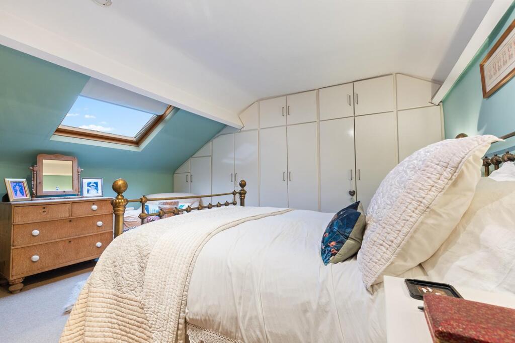 29 Victoria Crescent, Barnsley 29_297.jpg