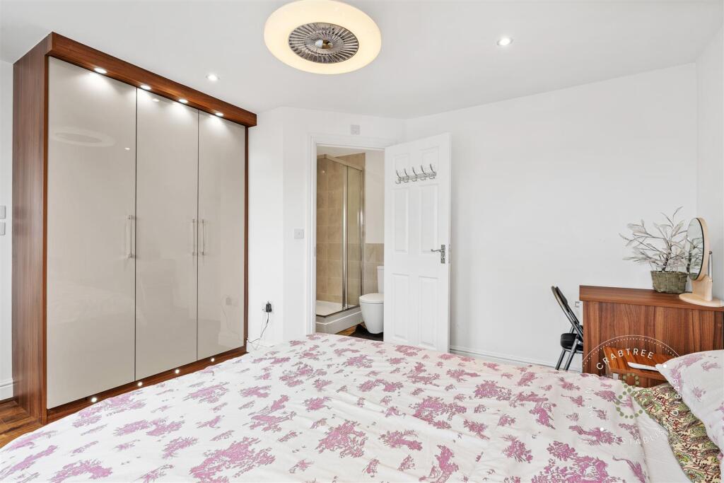 Rhodfa Lewis, Old St Mellons (28).jpg