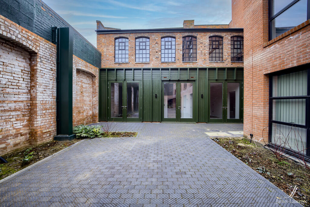 XT401784-HDR(3)-E...