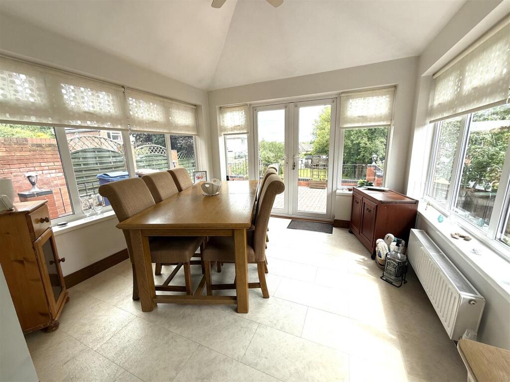 5 main road con s.jpeg