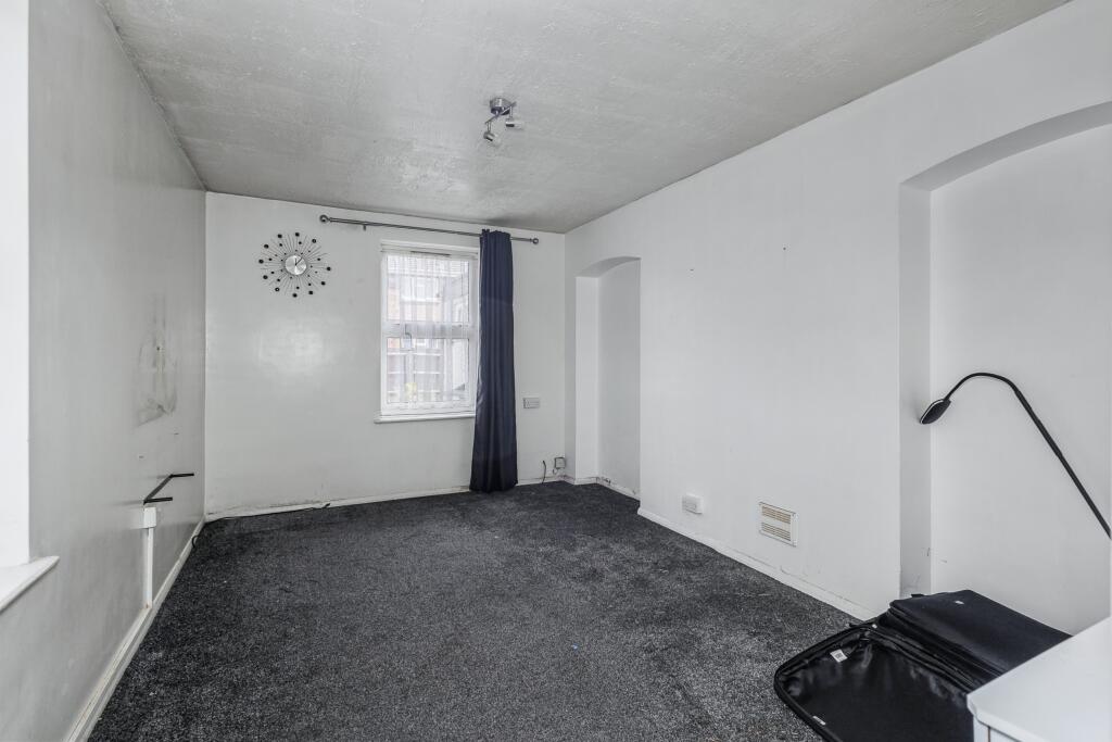 24 Snow Hill, Maulden, Bedford, MK45 2BW
