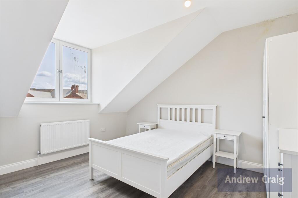 Rear Bedroom