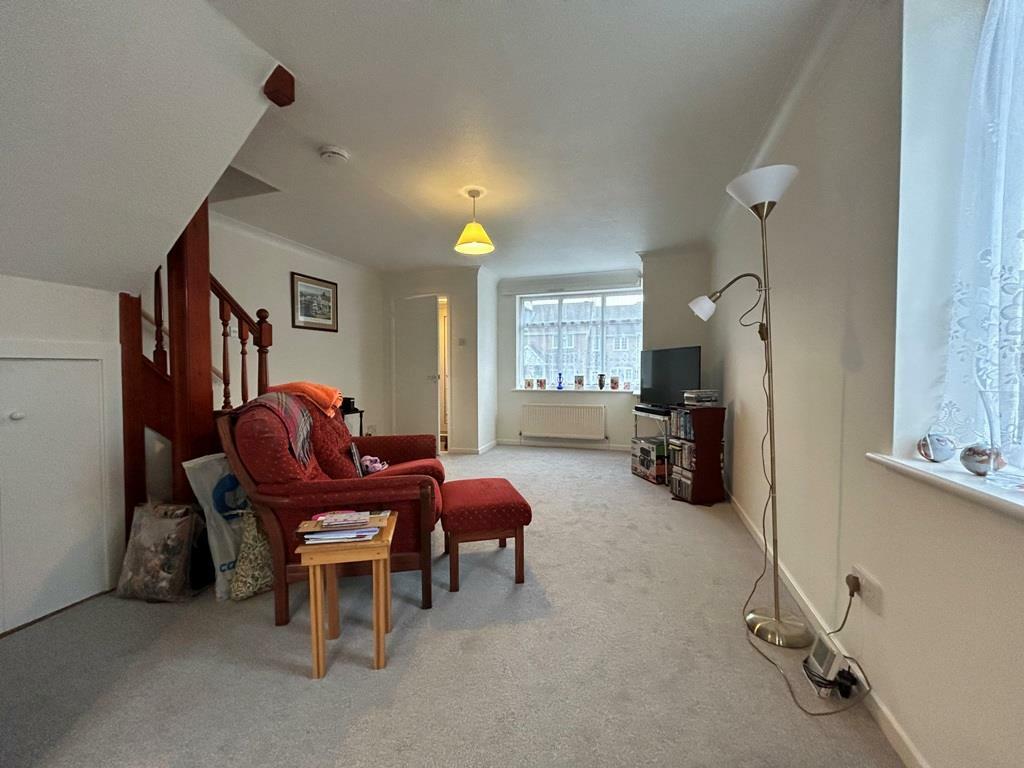 OPEN PLAN SITTING/DINING ROOM