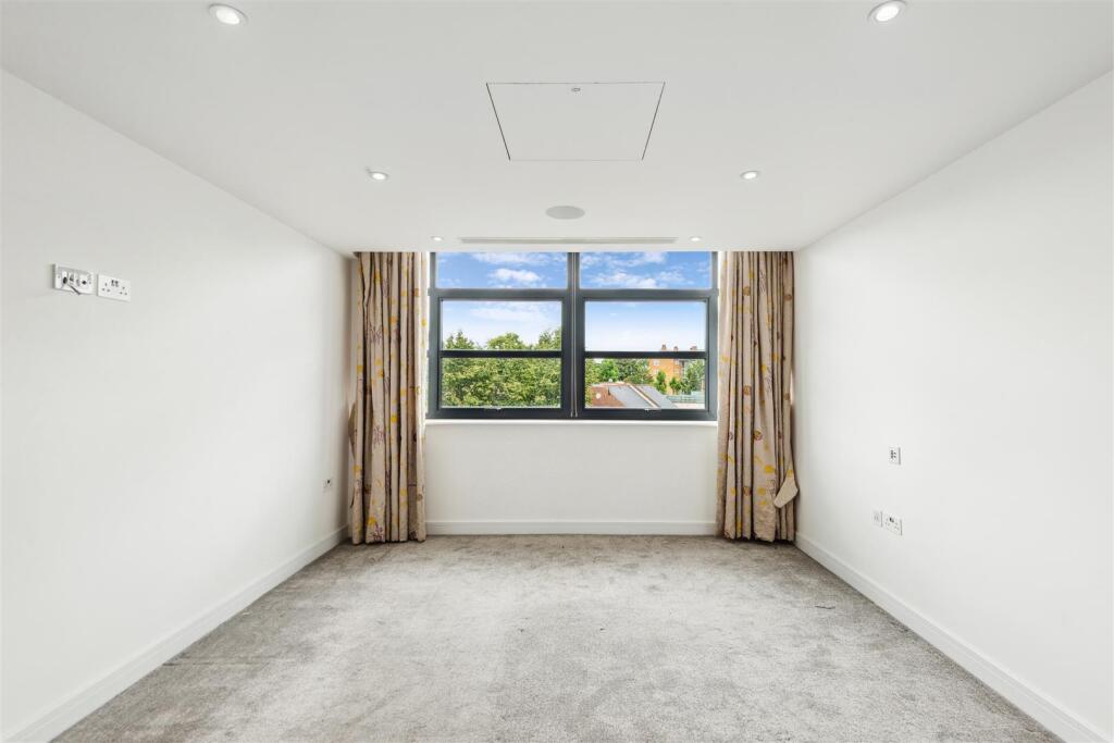 Linen House, W4 - FOR SALE