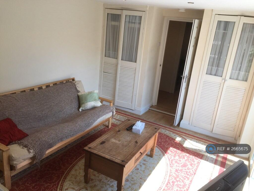 Bedroom 1 Downstairs Back 