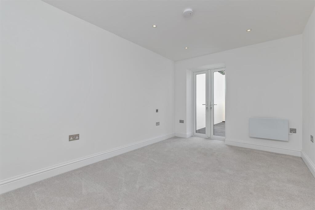 382HatfieldRoad-48.jpg
