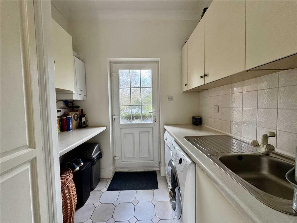 UTILITY ROOM
