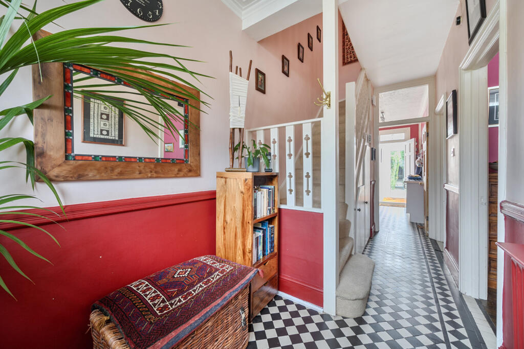 1343512-15-68a737...