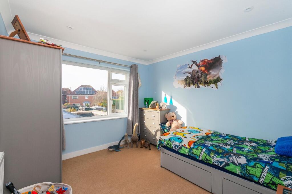 1B2H9RDD - Bedroom C.jpg