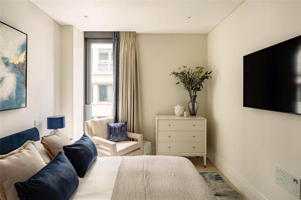 Double Bedroom