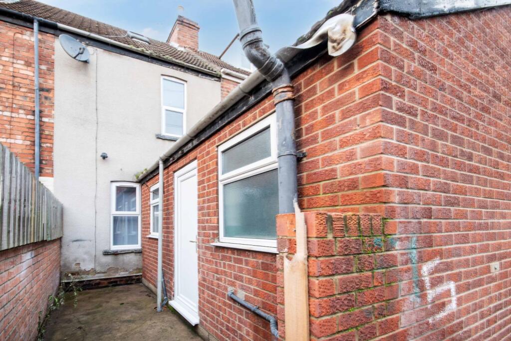 EweMove Scunthorpe Estate Agents - Rear Aspect