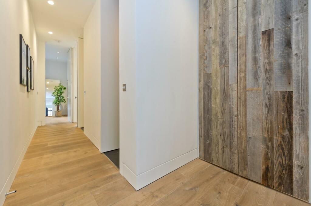 fff@83 great titchfield st-8441.jpg