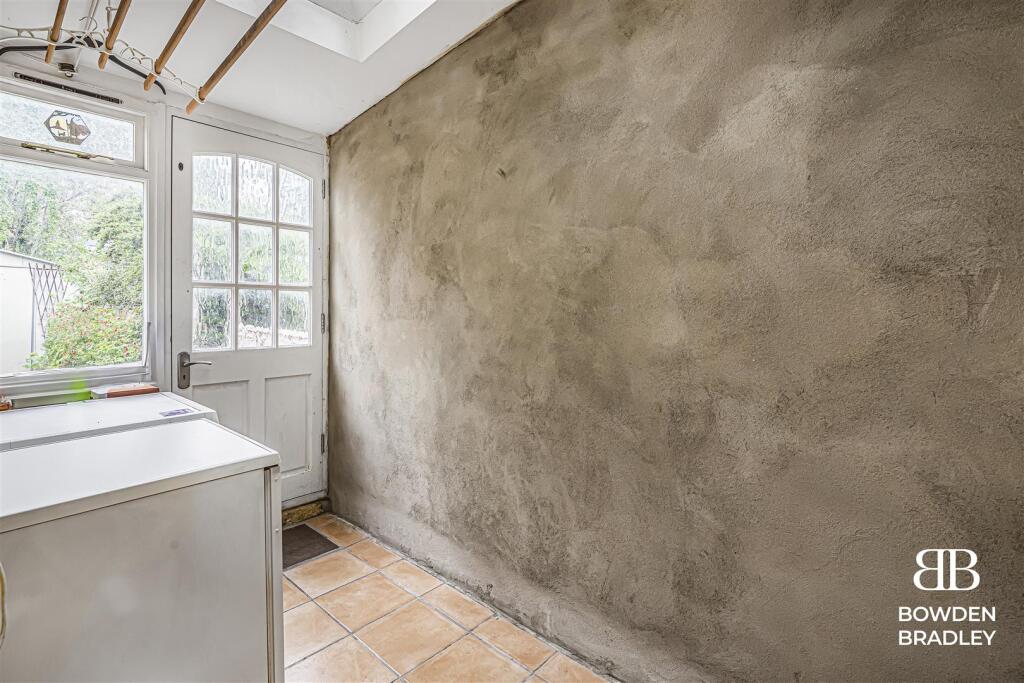 Lean-to