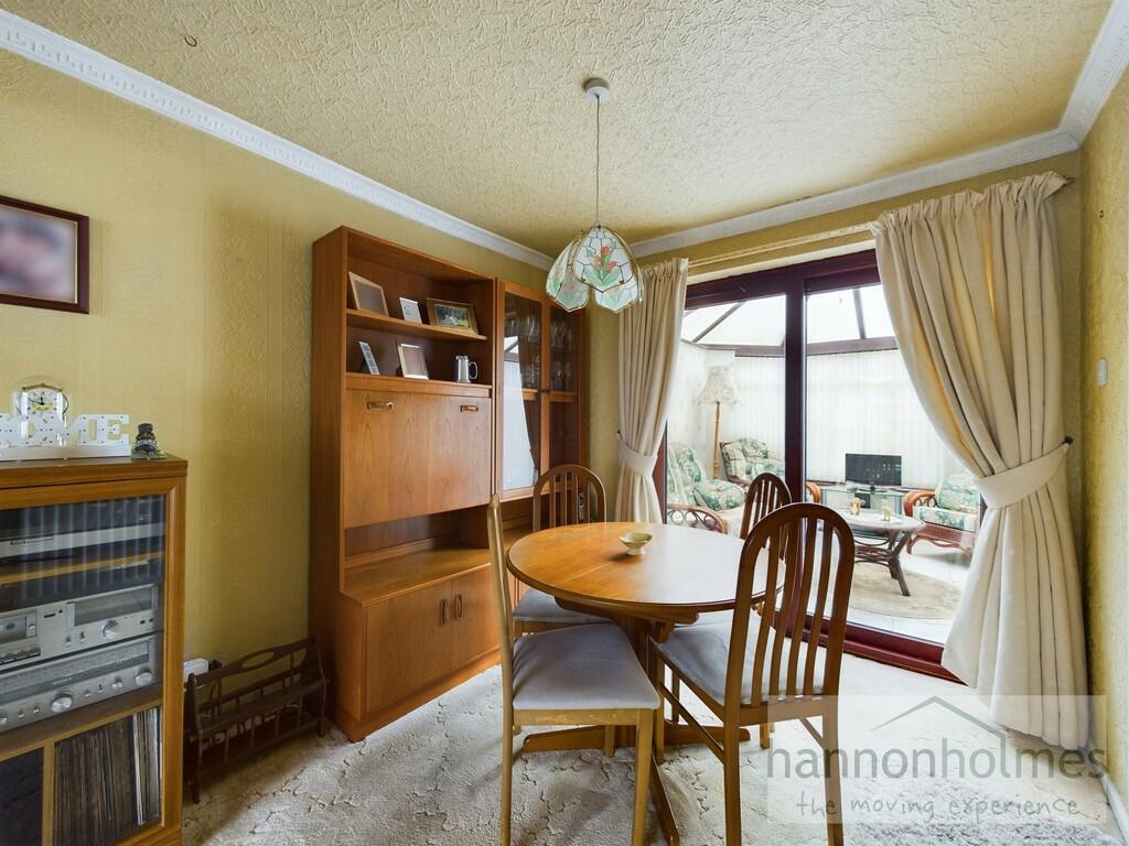 CAM01073G0-PR0212...