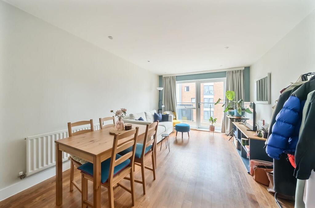 1306627-15-685037...