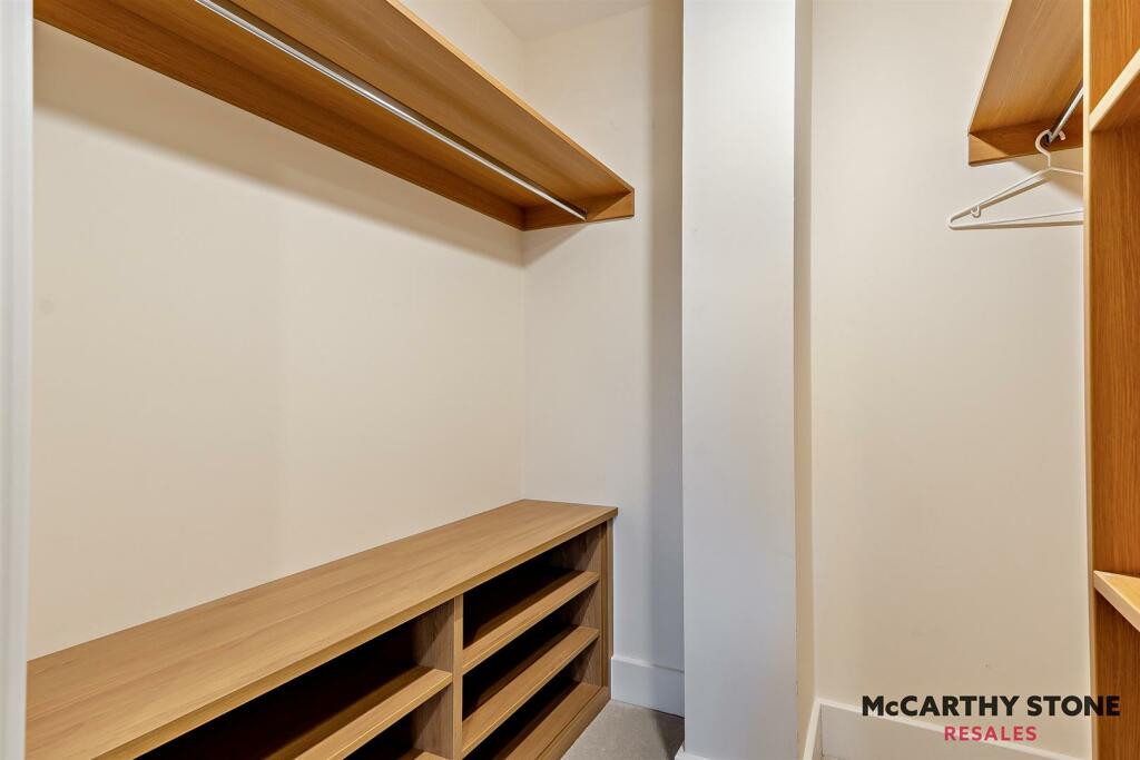 8626180-interior10-800.jpg