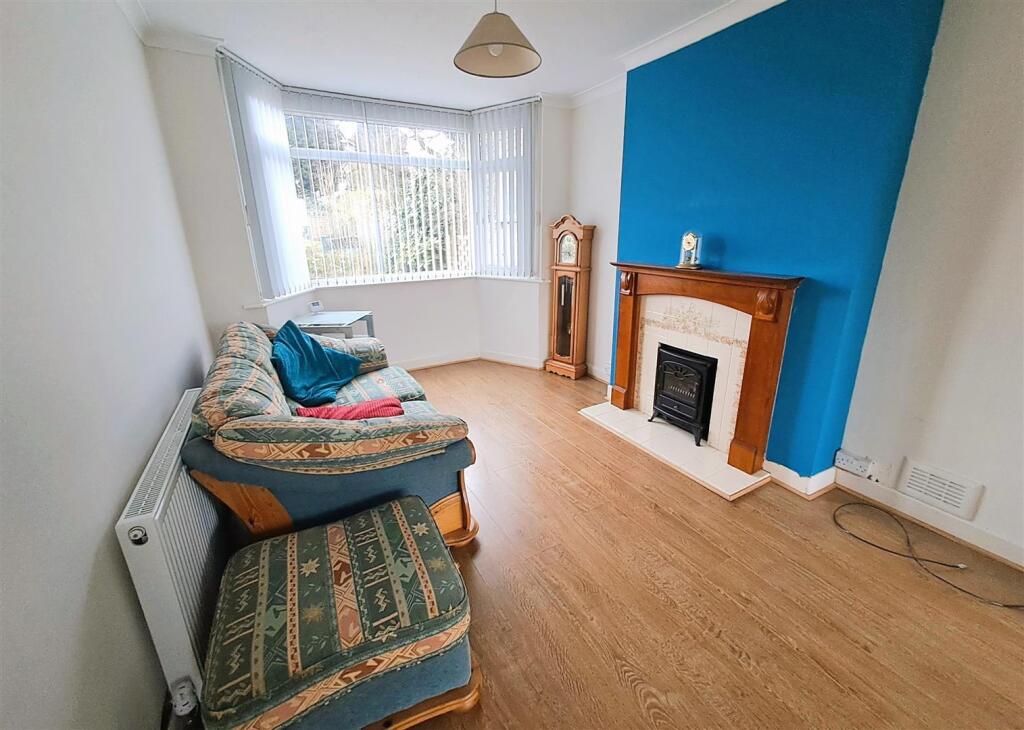 Through Lounge/Diner