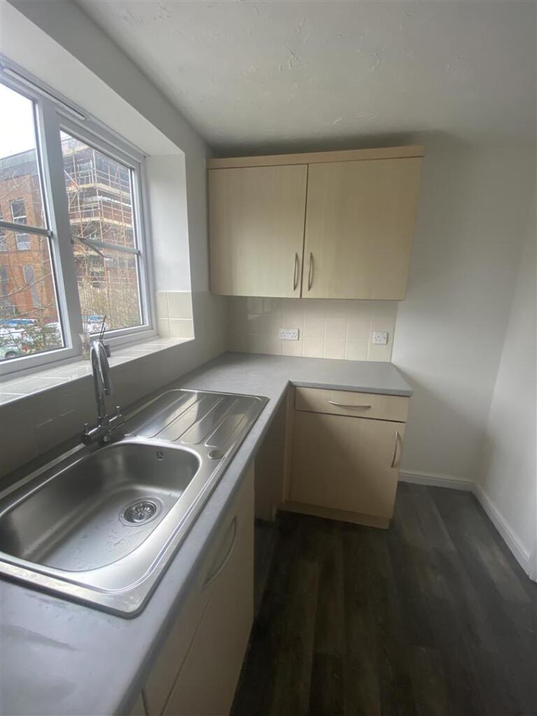4 Bentall Kitchen 2.jpg