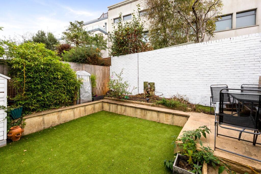 Marmion Road 29 GARDEN 2.jpeg