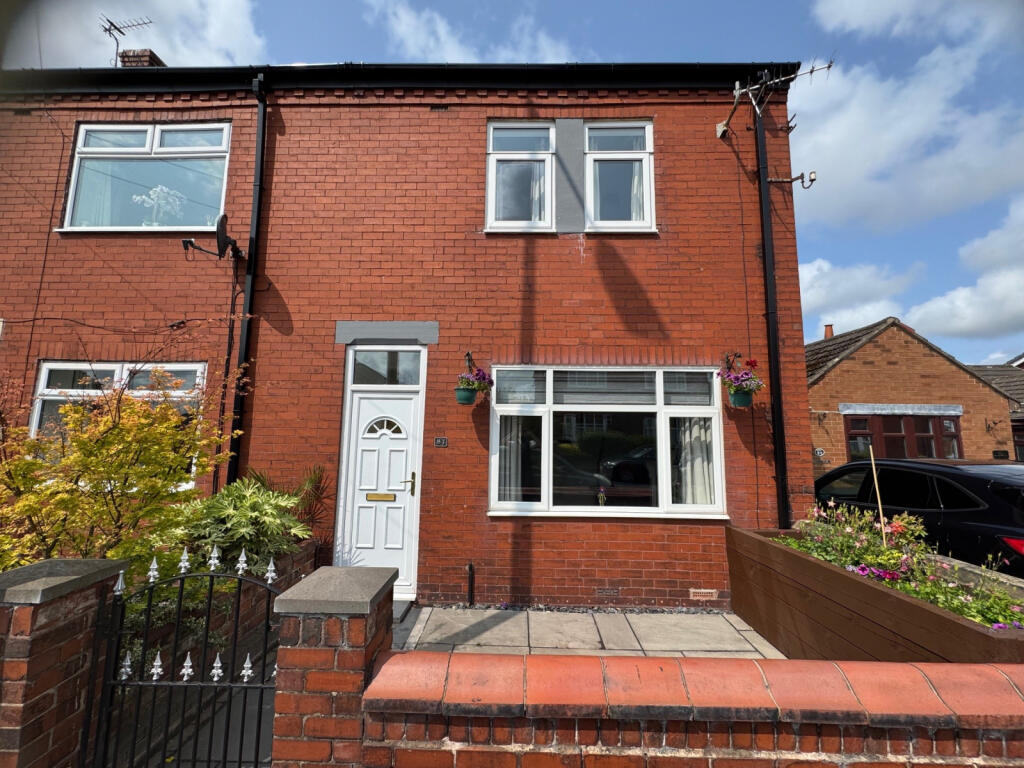 3 Bedroom End Terrace for Sale