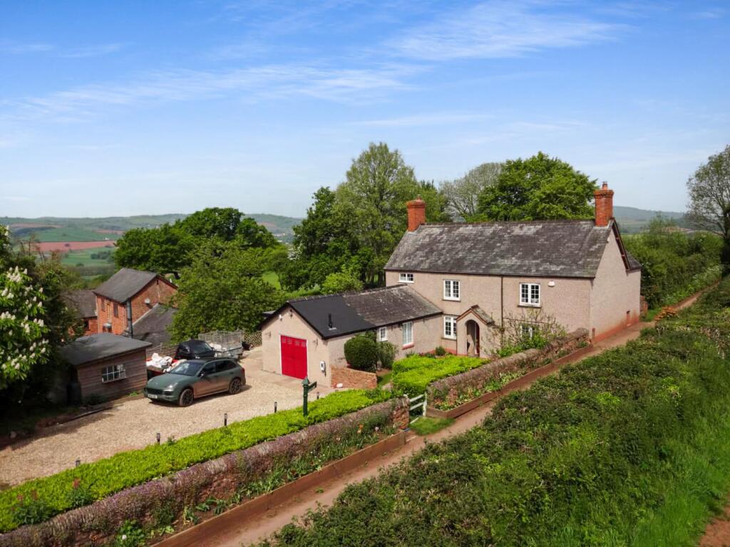 436197259_912372857566317_6470630170308684031_n.jp