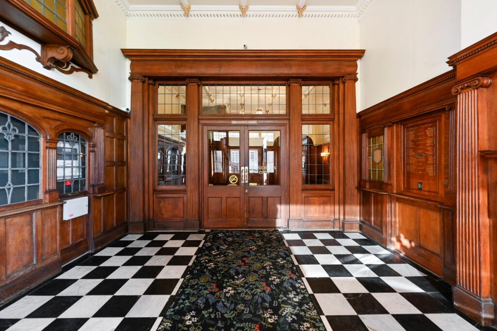 Vestibule