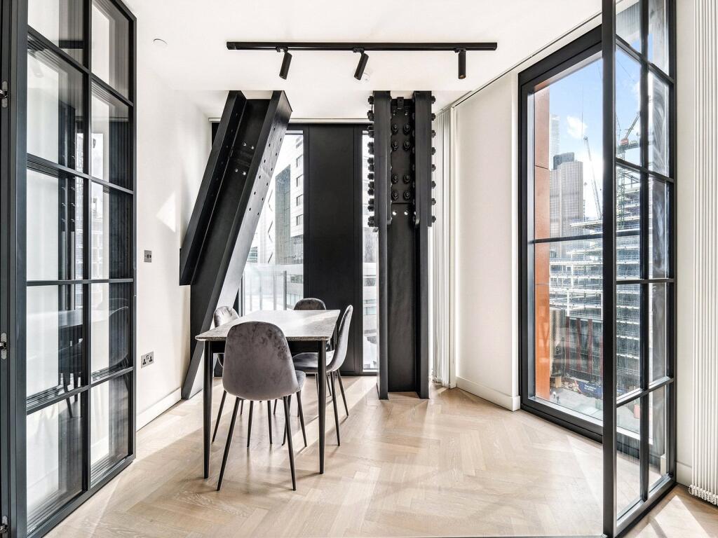 One Crown Place