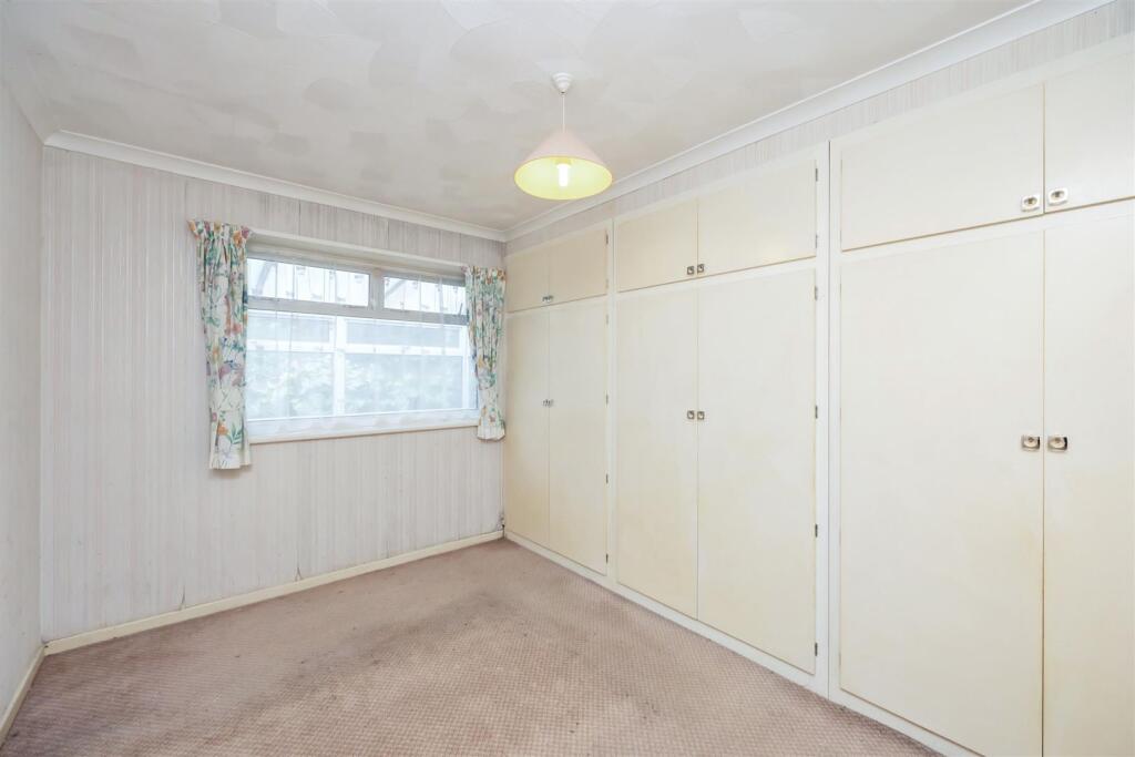 Braybon Avenue BEDROOM 2.jpeg