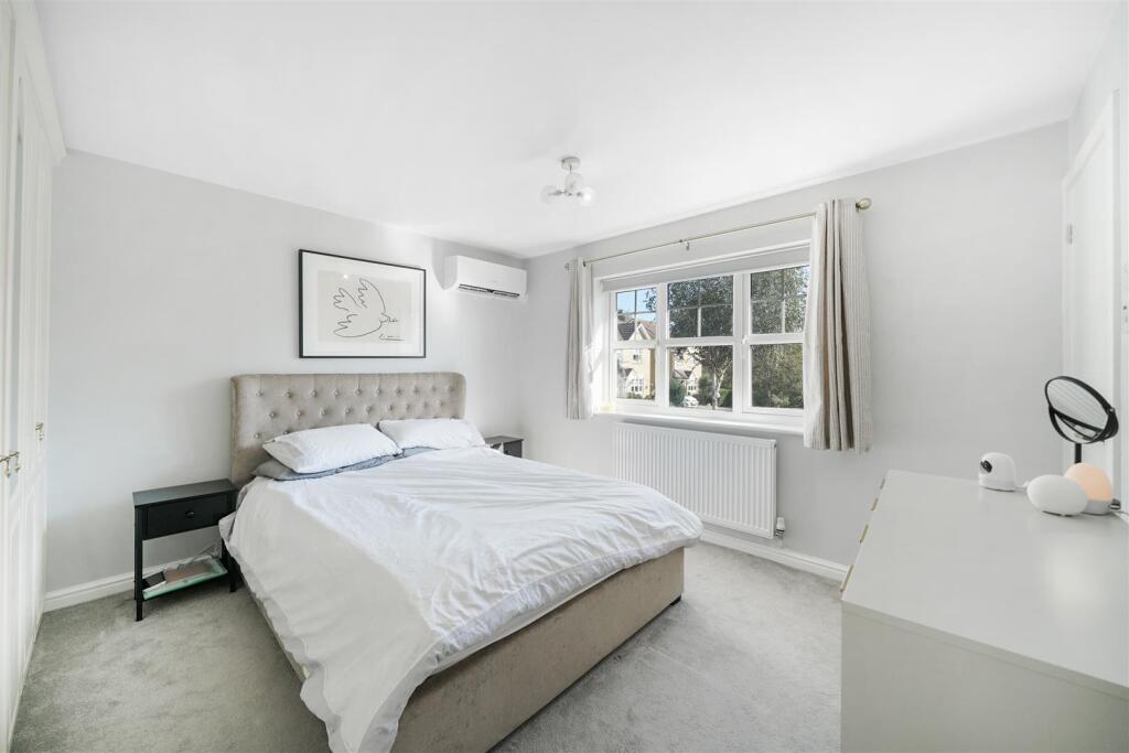 39 Fielders Way, Shenley - fFGHjACVmCunISWtnKZX.jp