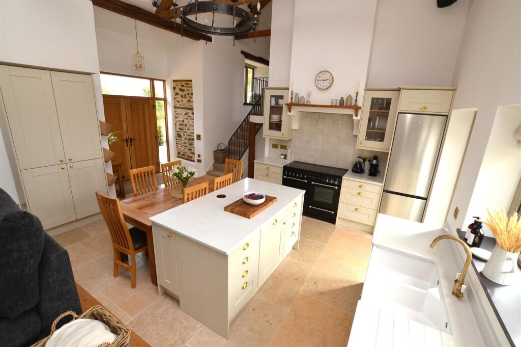 Open plan kitchen/dining room/lounge