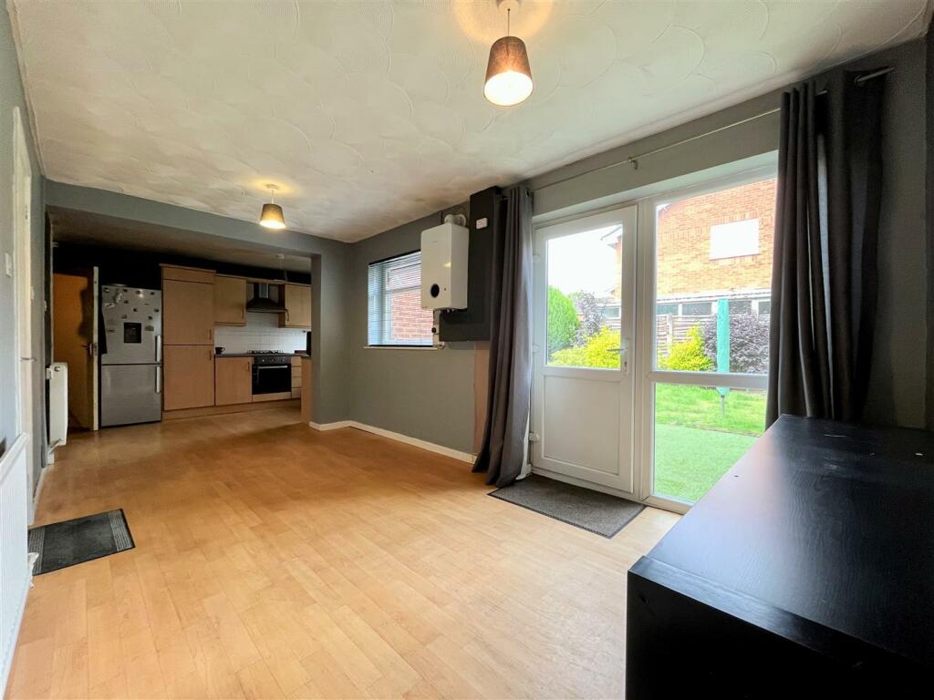 Dining Area Aspect 3