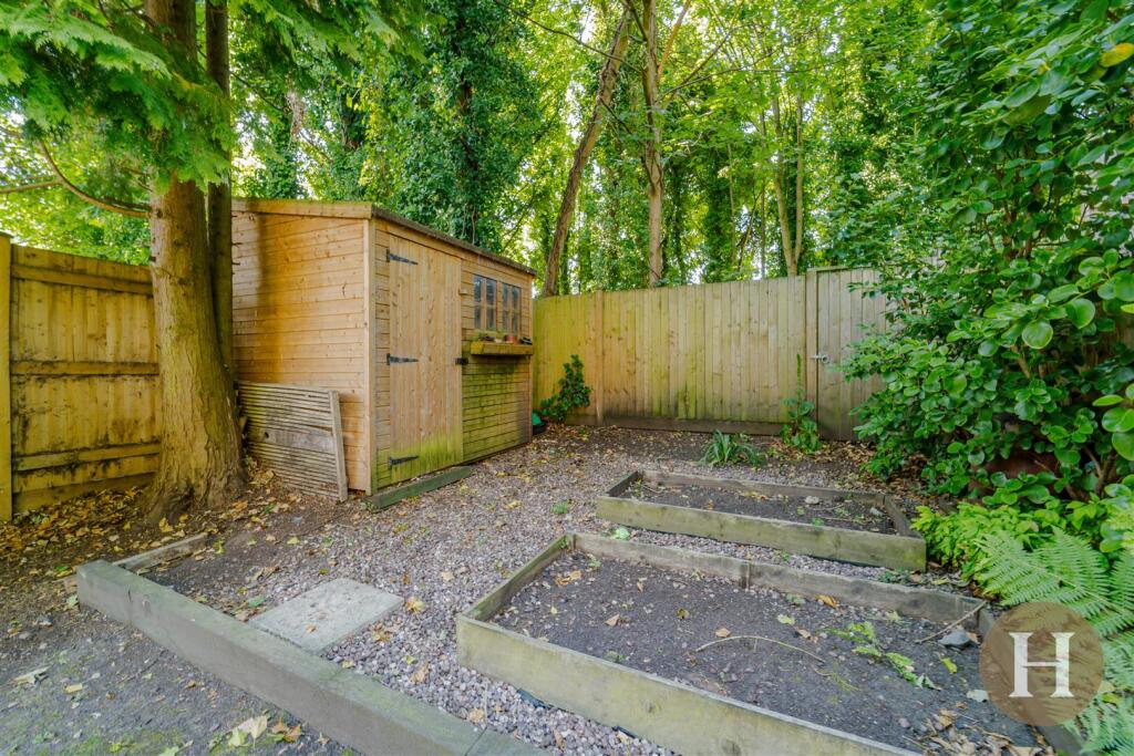 Hadleigh Estate Agents-68.jpg