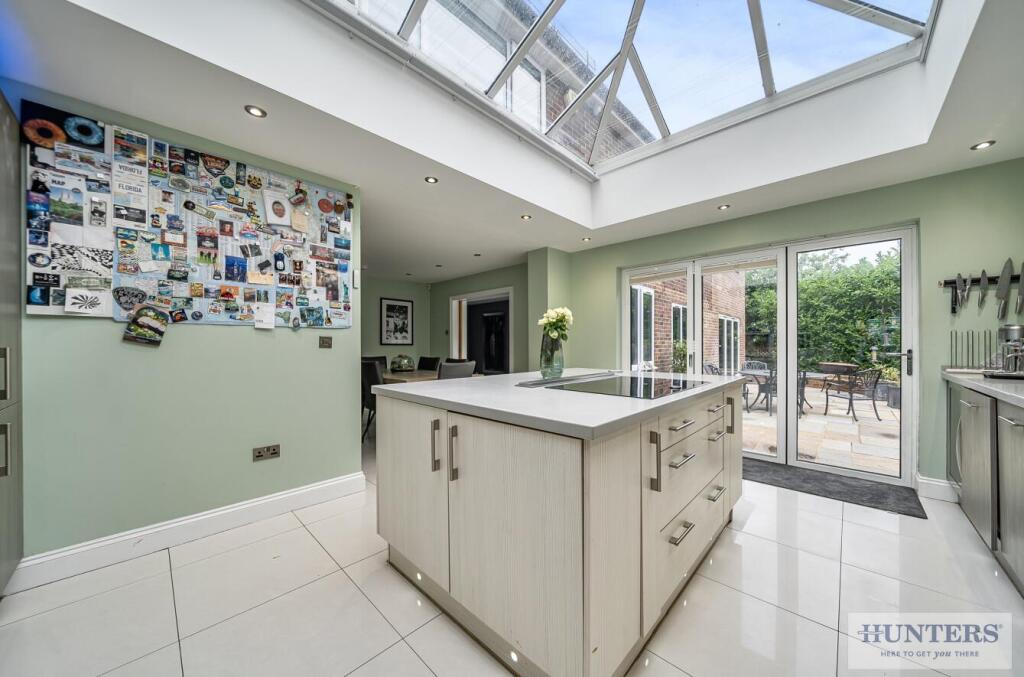 Kitchen/Breakfast Room View 2