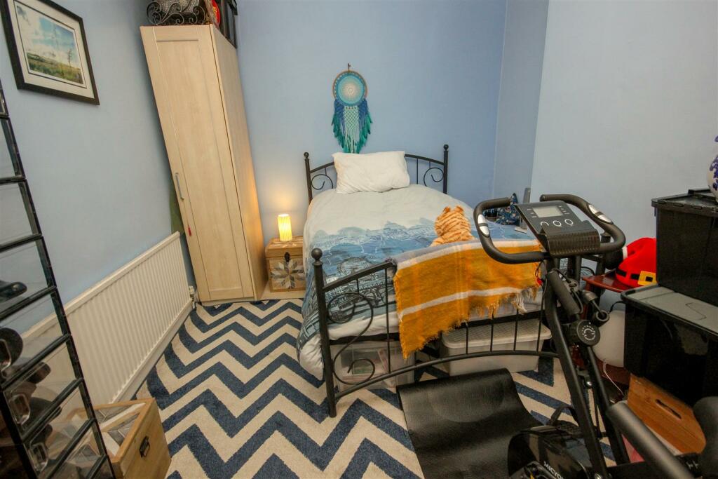 Bedroom 2.jpg