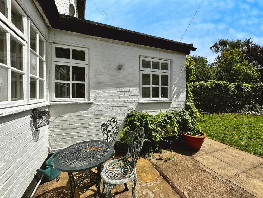 cf5742d8-A-4F13-9762-9C3F62AF5CE9-8890-000002E7B36