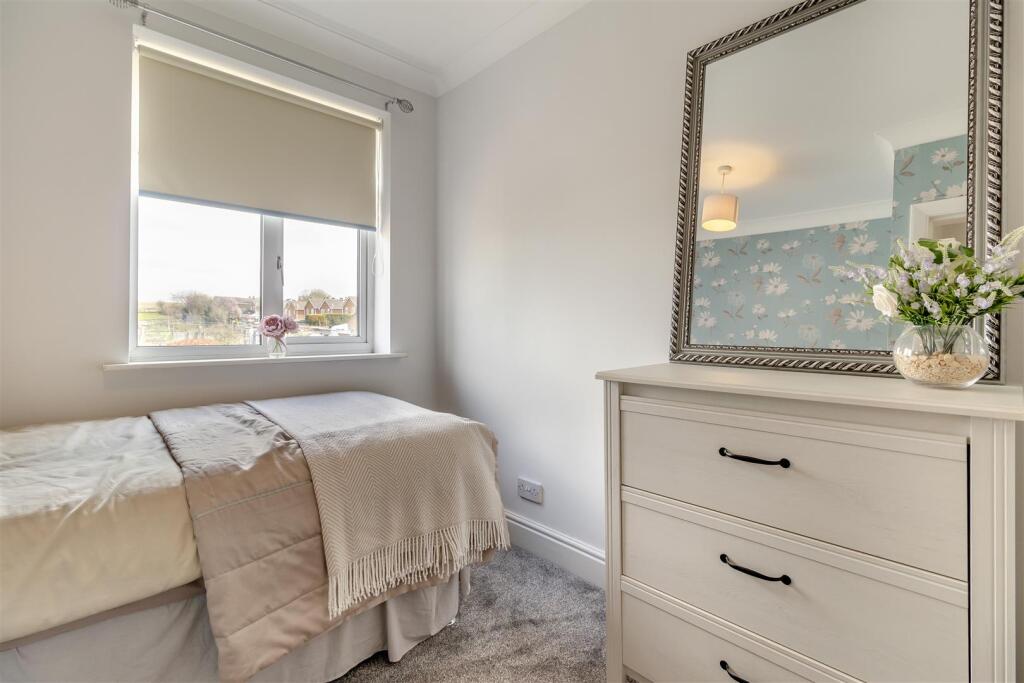 8640908-interior22.jpg