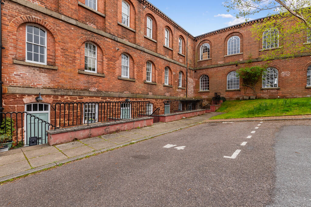 A07 - 4 Woodbury ...