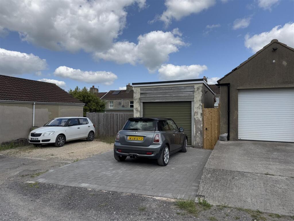 Driveway &amp; Garage