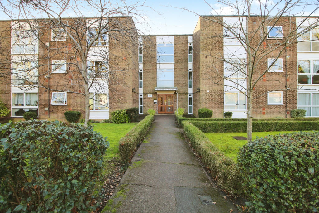 Two Double Bedroom Ground Floor Flat To Rent