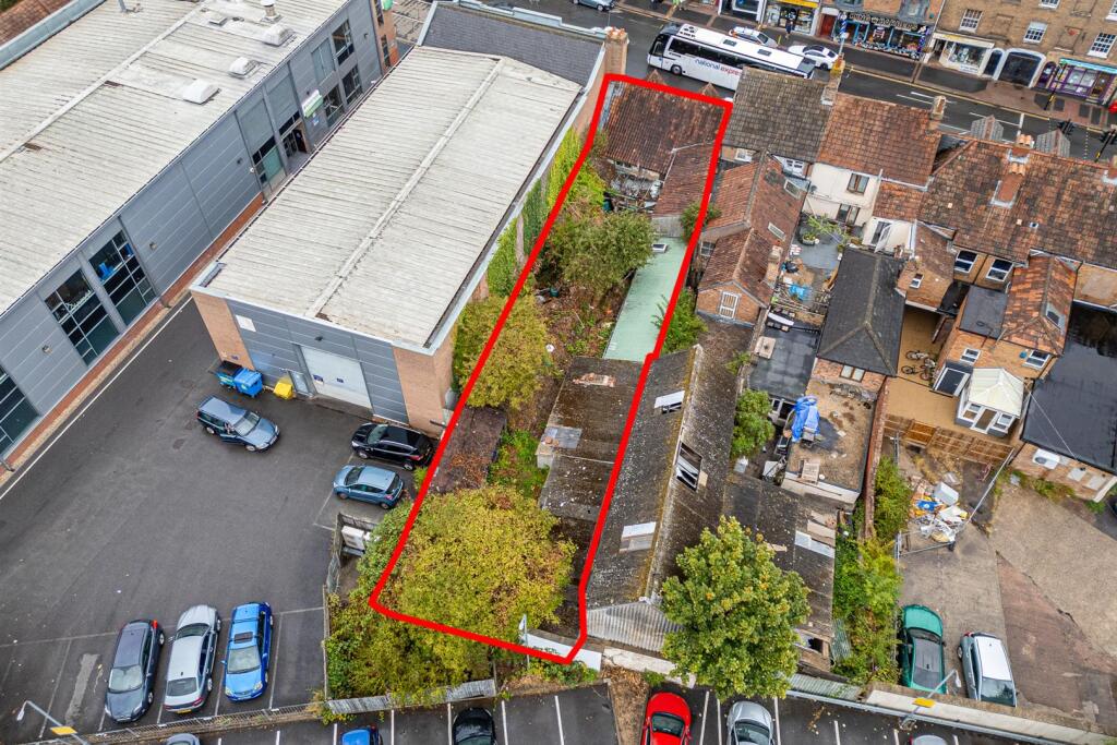 150, East Reach Taunton, Somerset, TA1 3HT | Holli