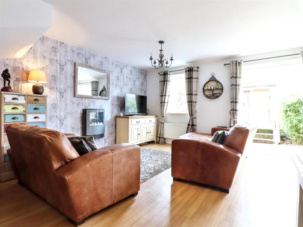 sitting room area