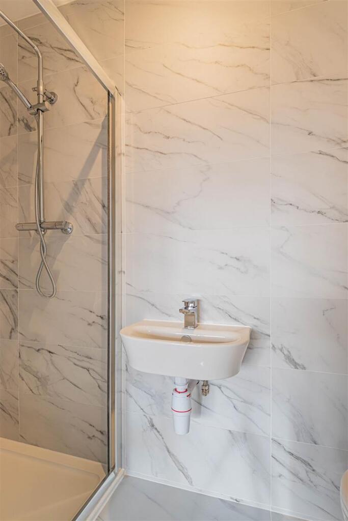 Bronwydd Close 6-33.jpg