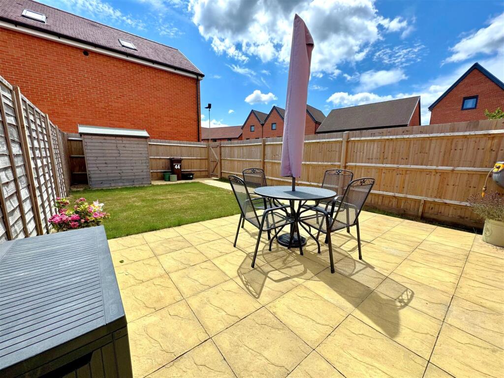 garden 3.jpg