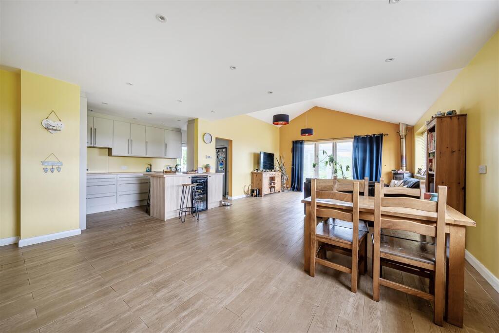 Reception/dining/kitchen