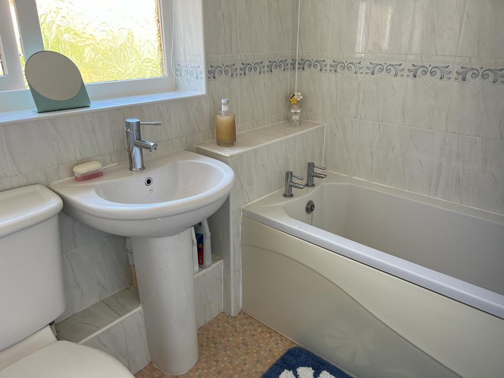 Master En-Suite